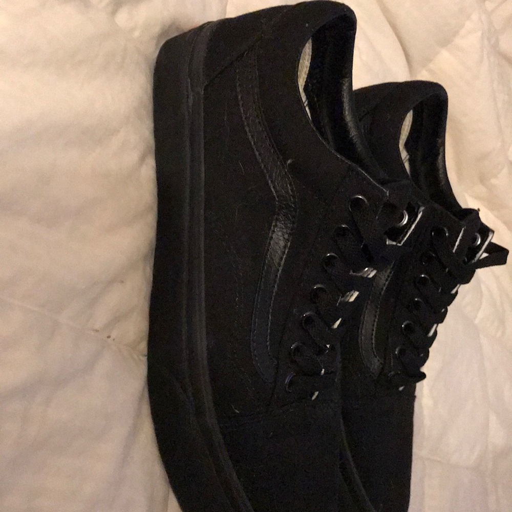 Old Skool All Black Vans